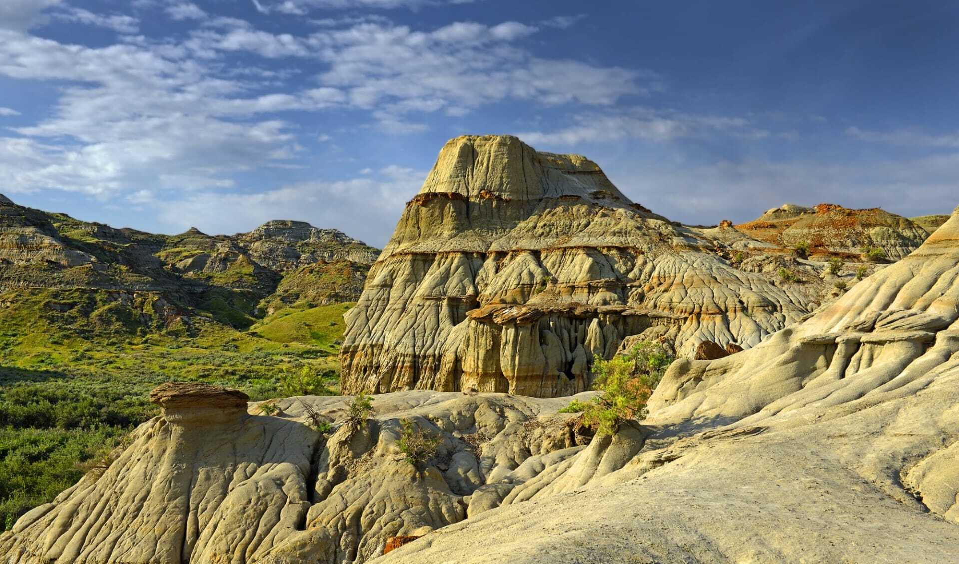 dinosaur-provincial-park-alberta-72602