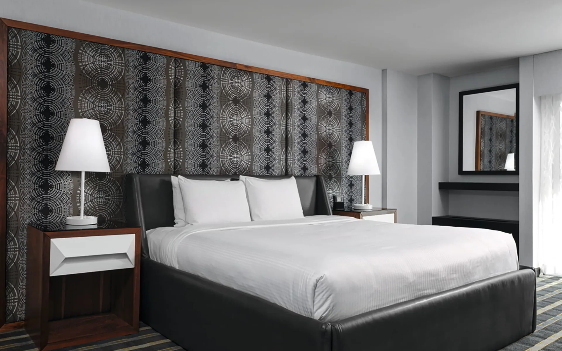 zimmer-arts-hotel-yyc-luxury-room-jonview-23489